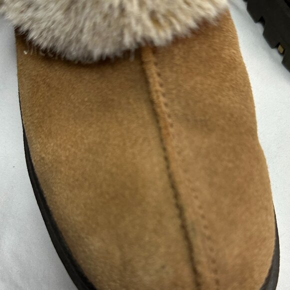 Skechers Indoor/Outdoor Slippers-Size 8.5-Tan/Brown Suede w/Faux Fur lining - Picture 5 of 11